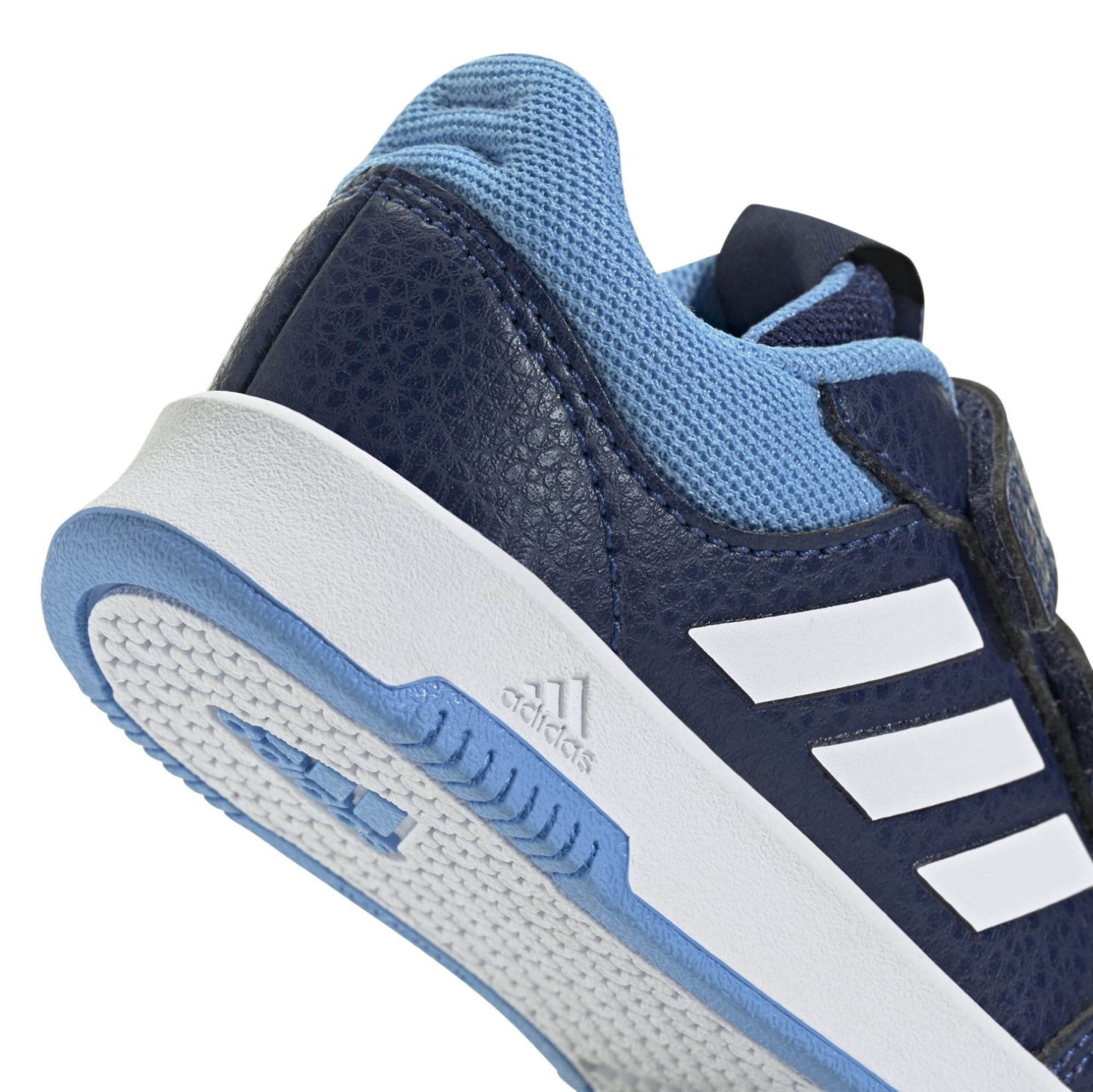 SYNLEA-TXT       DK.BLUE/WHITE/BLUEBURST