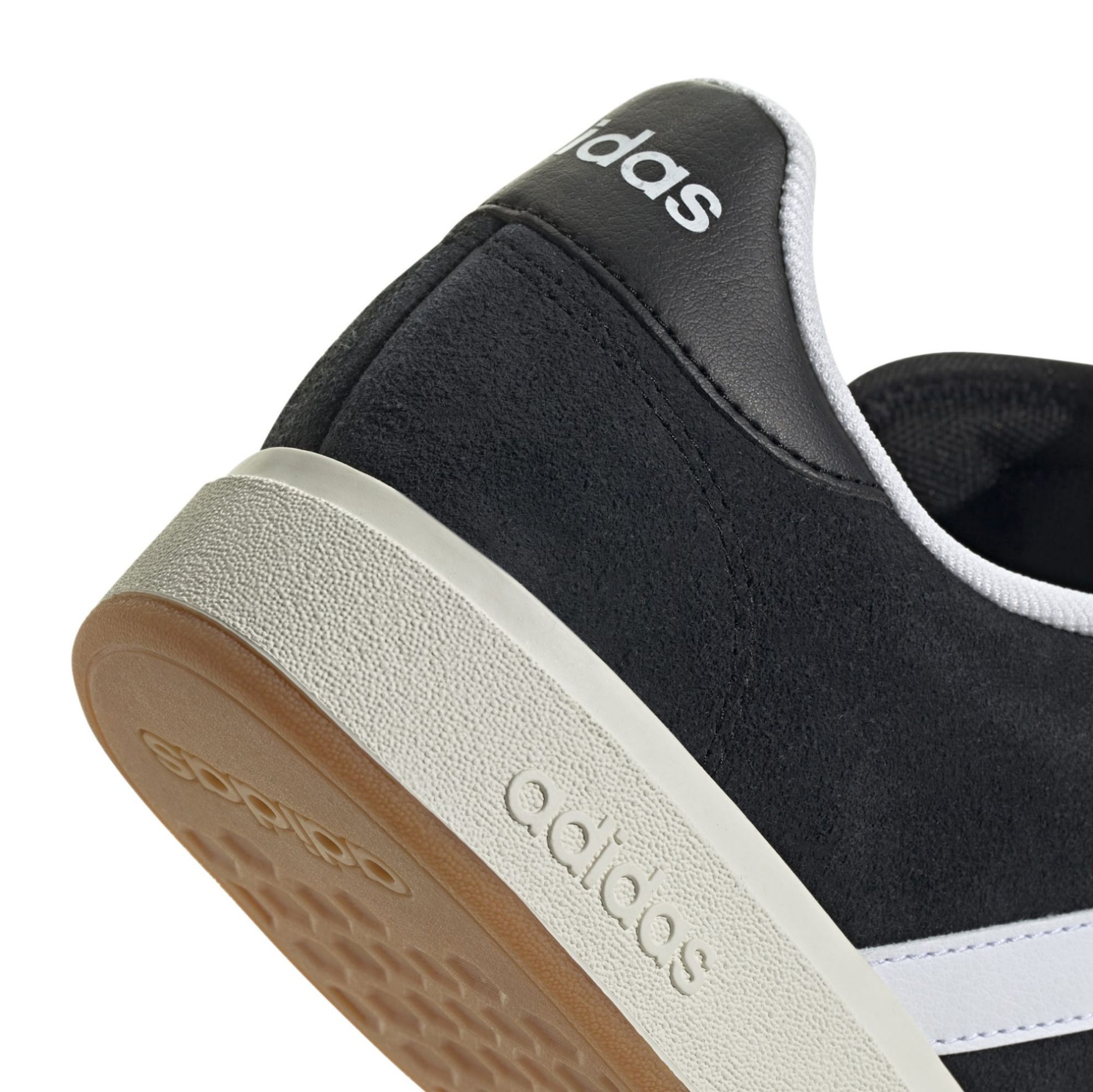 SUEDE-SYNTH      BLACK/WHITE/GUM