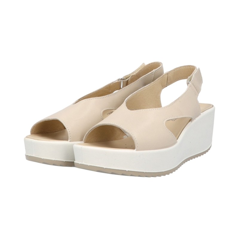 SAND.CAPR.TAMP   CANDY