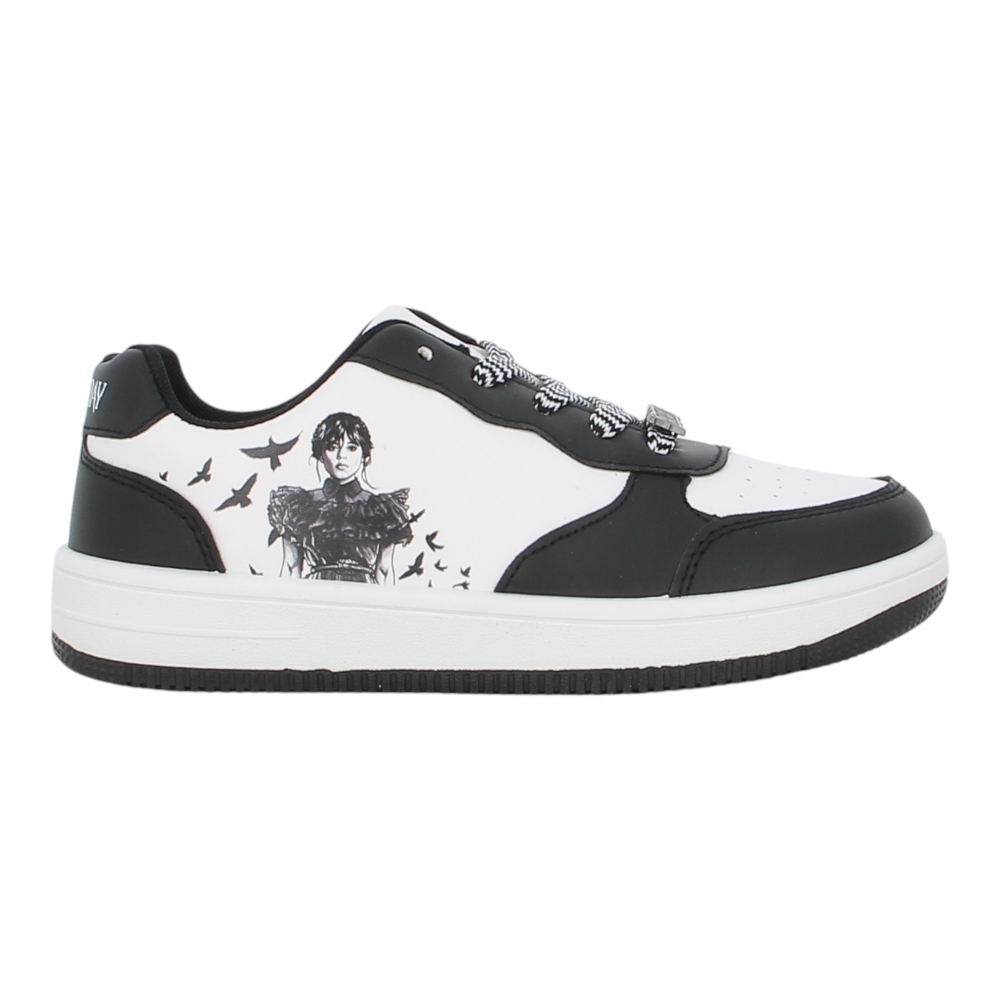 Sneakers Wednsdey