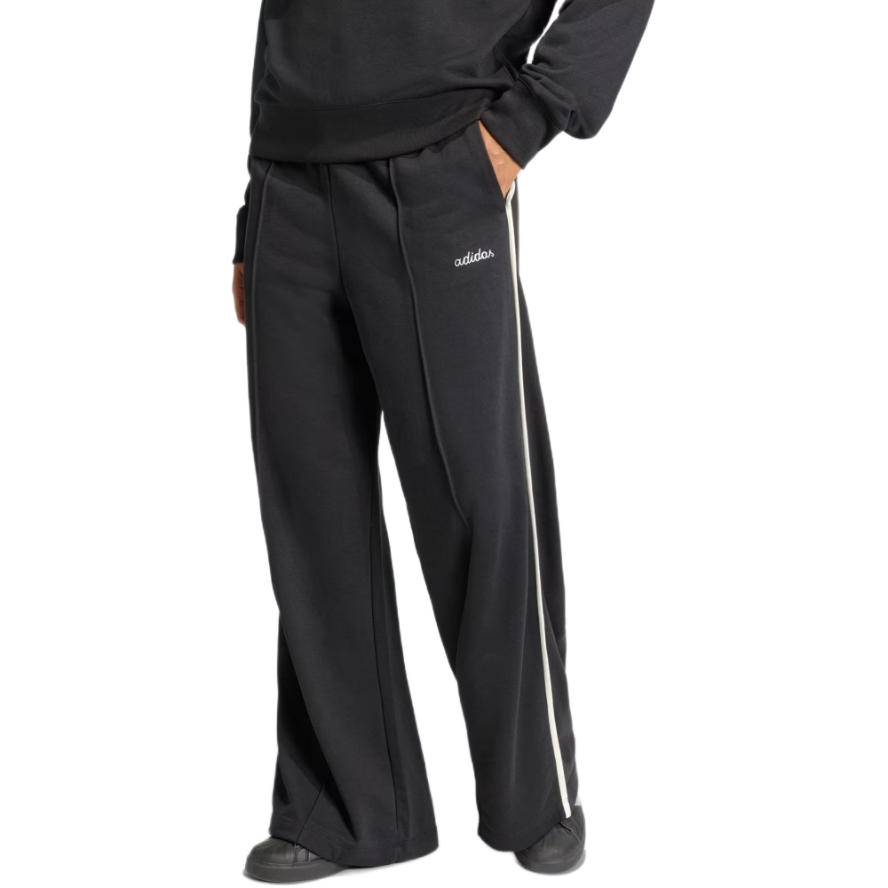  Pants with Embroidered Graphic